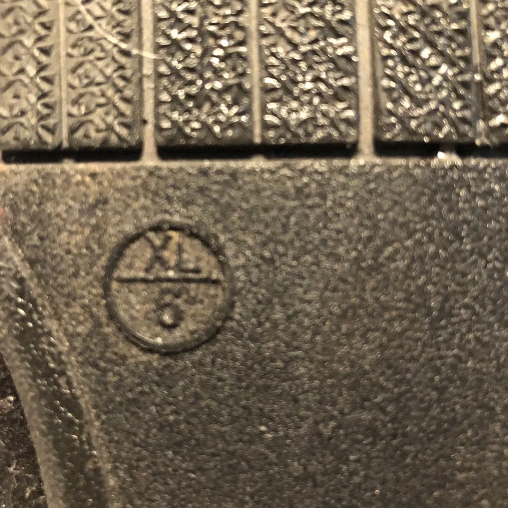 Target Slippers - Picture 4 of 5